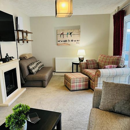 Netflix Home Jacuzzi Gym Fast Wifi Ps5 Free Parking 2 Spaces Hereford Exteriér fotografie