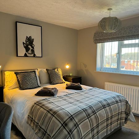 Netflix Home Jacuzzi Gym Fast Wifi Ps5 Free Parking 2 Spaces Hereford Exteriér fotografie
