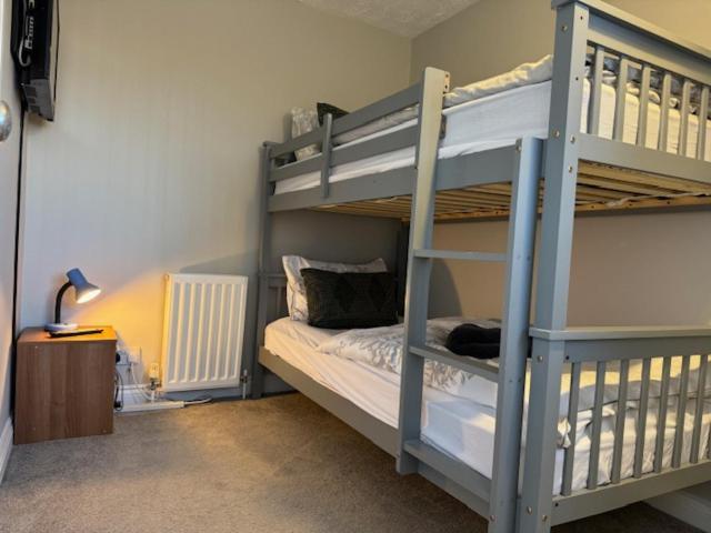 Netflix Home Jacuzzi Gym Fast Wifi Ps5 Free Parking 2 Spaces Hereford Exteriér fotografie