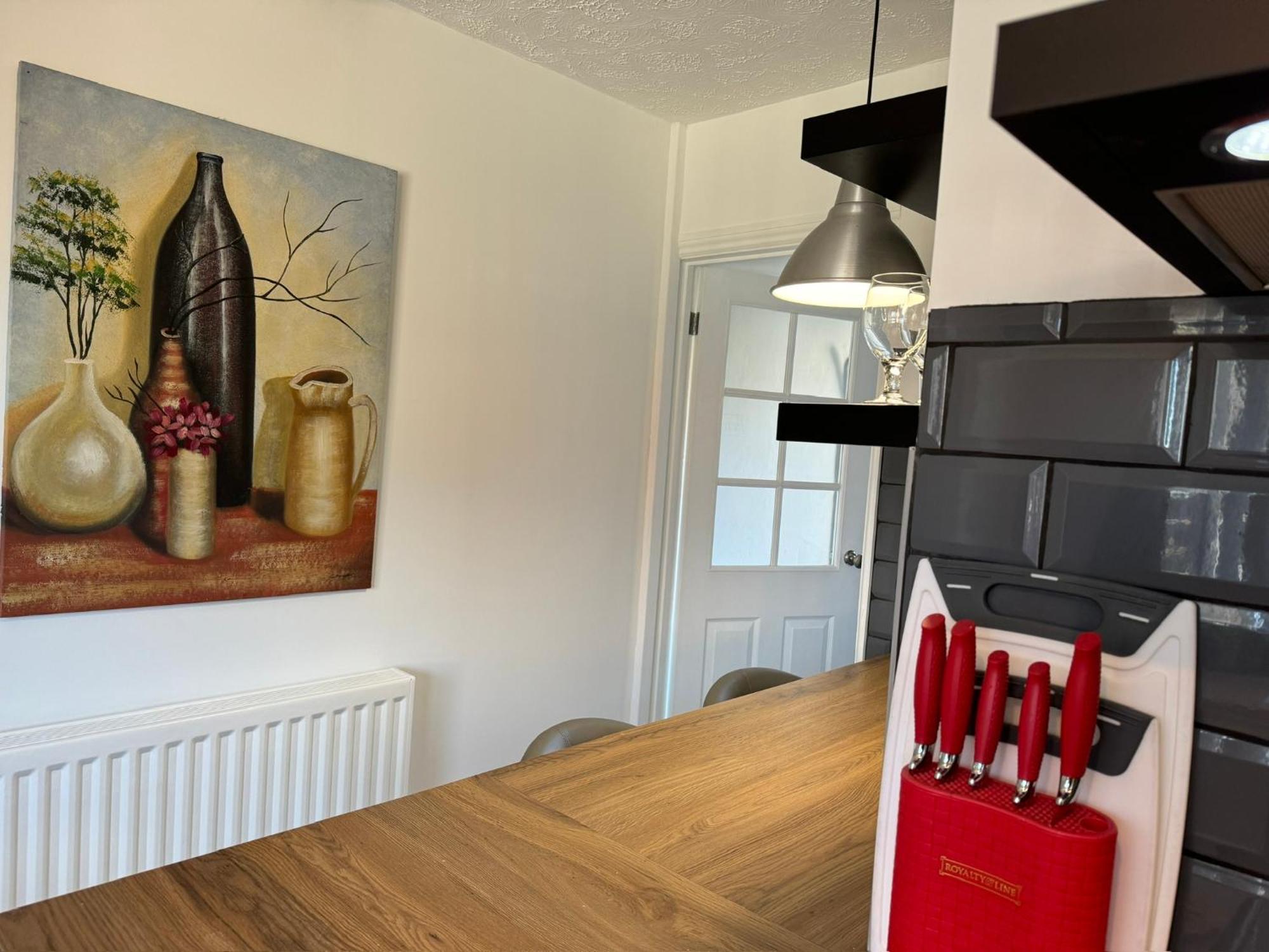 Netflix Home Jacuzzi Gym Fast Wifi Ps5 Free Parking 2 Spaces Hereford Exteriér fotografie